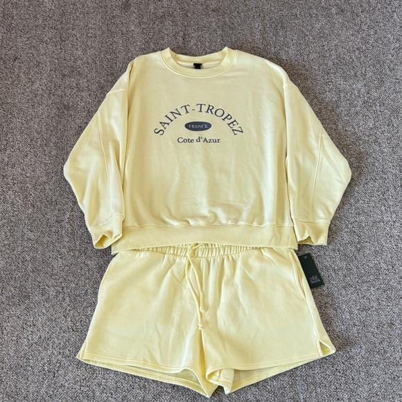 Yellow Saint-Tropez Sweatshirt and Shorts Set - Picture 1 of 6